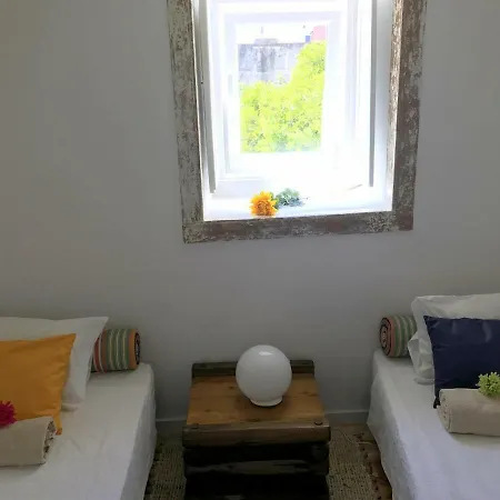Apartment Lavra Tram Lisbon